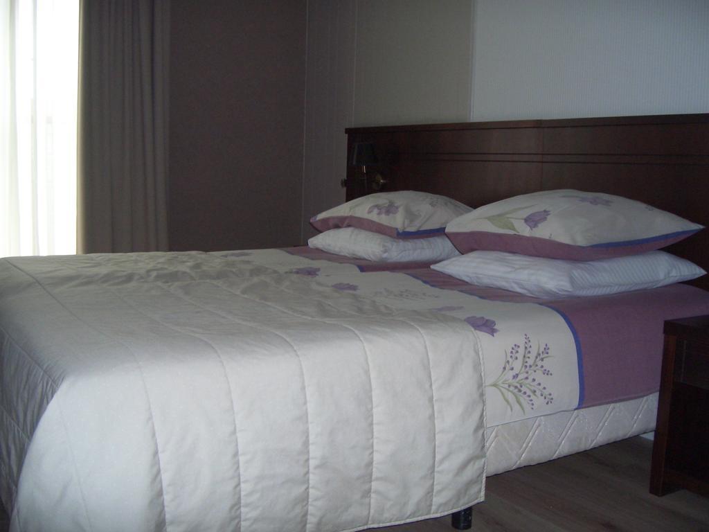 Hotel Prelude Knesselare Luaran gambar